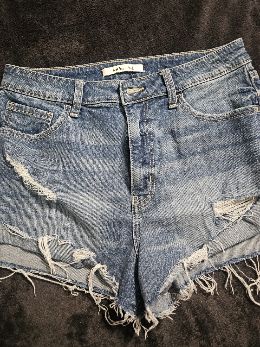 Willow & Root Distressed Light Blue Denim Cutoff Shorts Sz M
